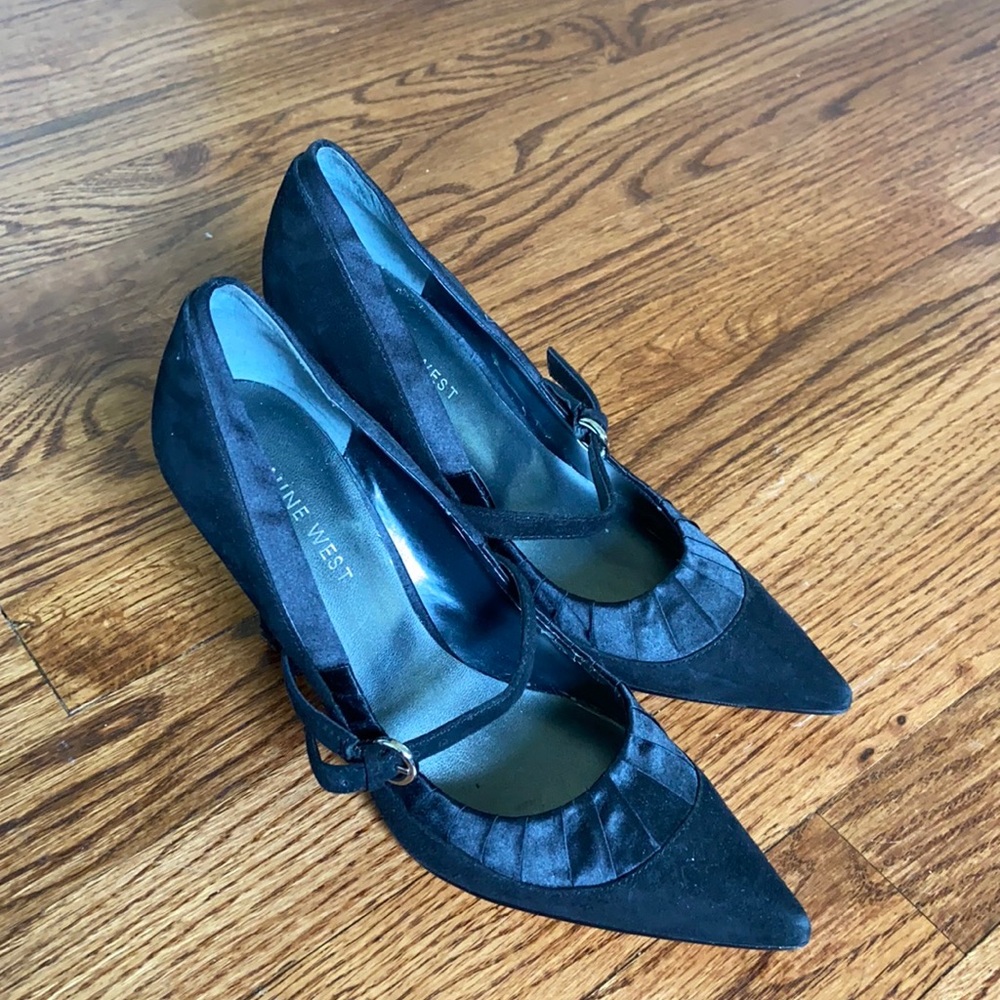 Nine West Black Heels Sz 5.5